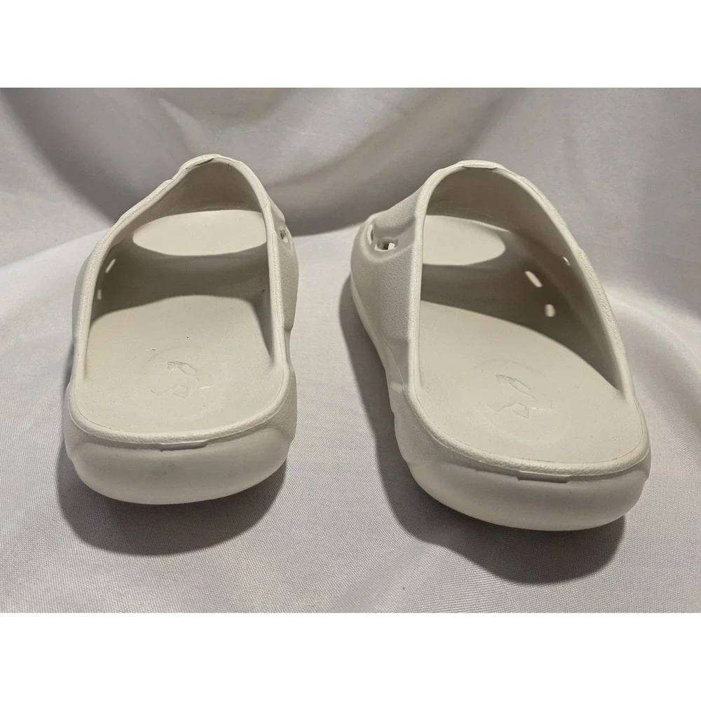 Shaq Slidosis AQ95021MC Men's Ivory Colored Slides Sandals. New With Box Size 12